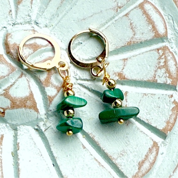 Alquimia Jewelry - Malachite gold long dangle earrings/ creativity heart chakra/ minimalist